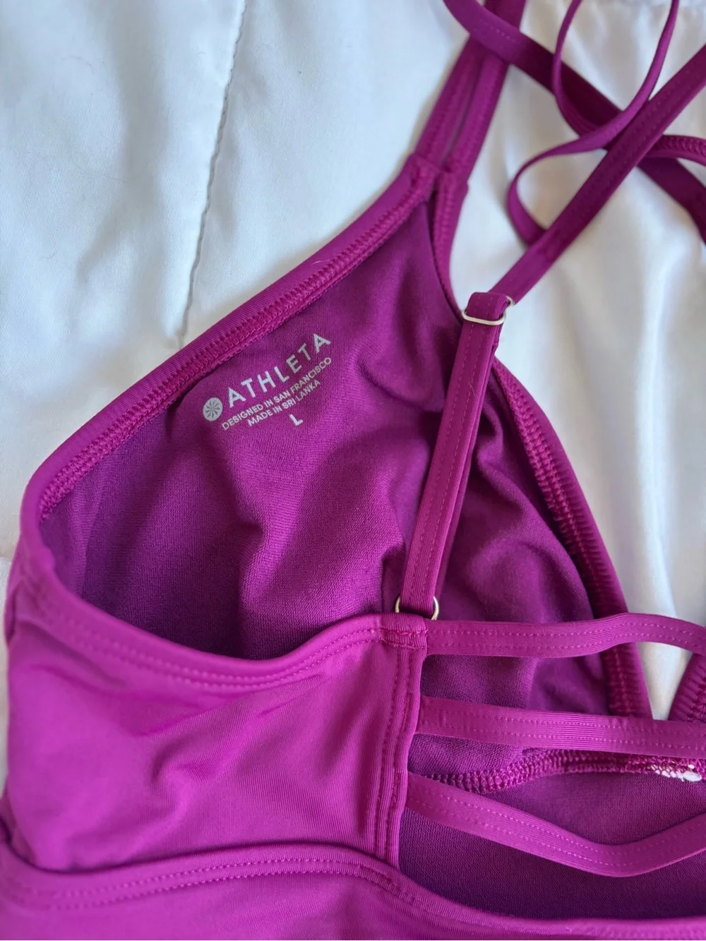 Athleta Strappy Back Tankini Swim Top Magenta Purple Shelf Bra L